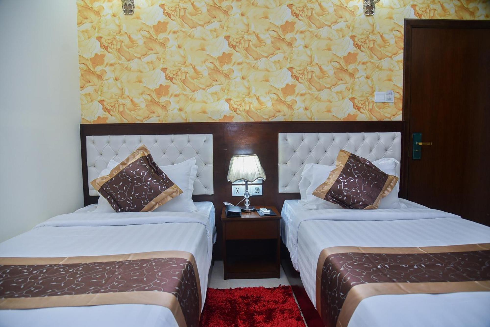 Hotel Crystal Rose - Силхет Экстерьер фото